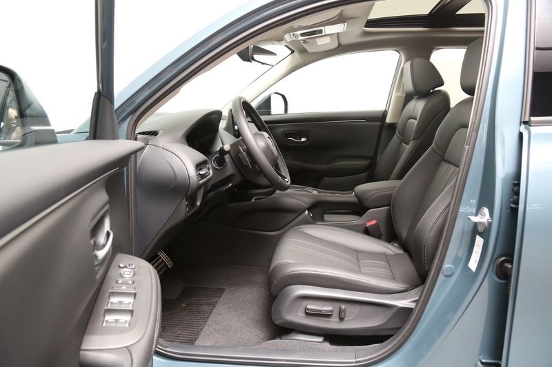 Honda ZR-V bild 5