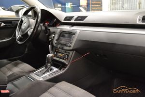 Volkswagen Passat bild 8