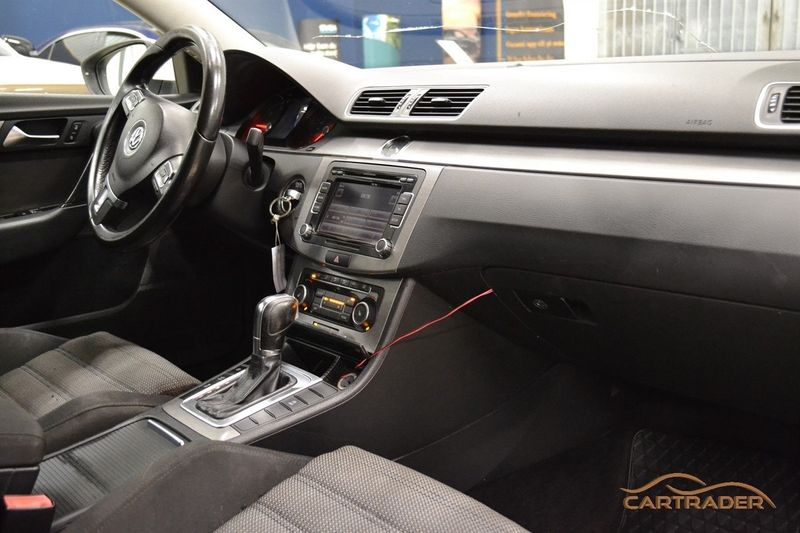 Volkswagen Passat bild 8