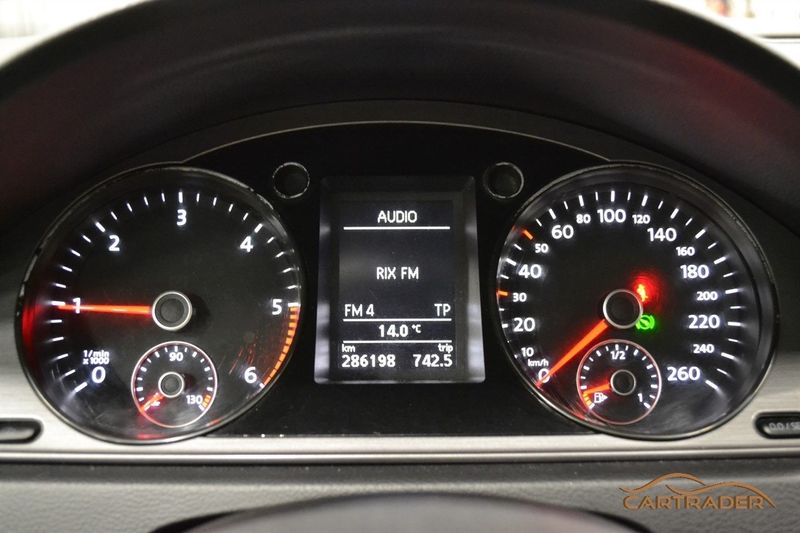 Volkswagen Passat bild 13