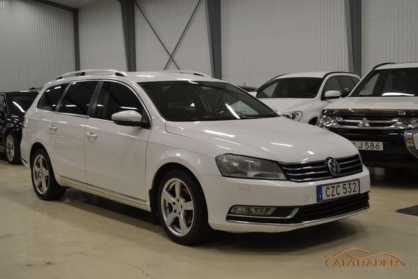 Volkswagen Passat Variant 2.0 TDI BlueMotion DSG AUTO 170hk Sport| Drag - 2012