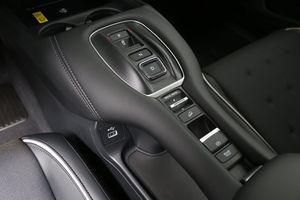 Honda ZR-V bild 22