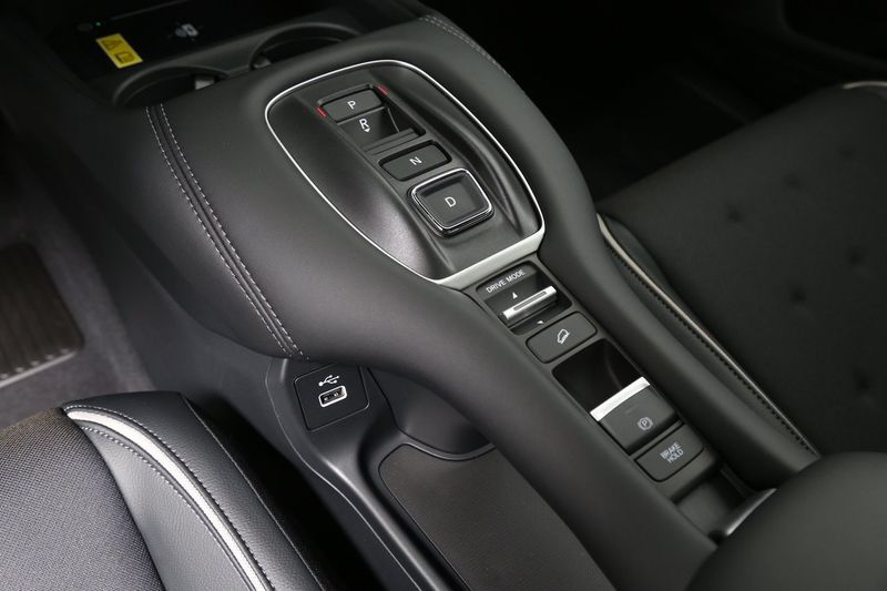 Honda ZR-V bild 22