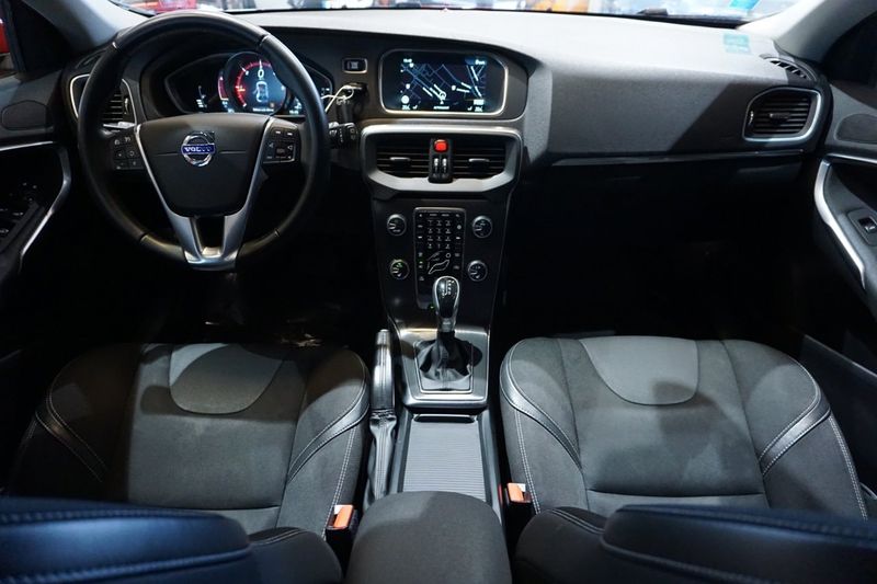 Volvo V40 bild 9