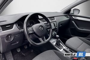 Skoda Octavia bild 9