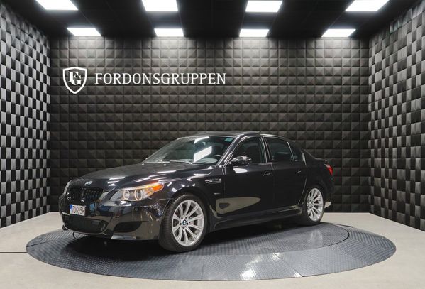 BMW M5 Sedan 5.0 V10 (507HK) Taklucka / Head Up / SE SPEC - 2006