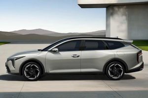 Kia K4 bild 2