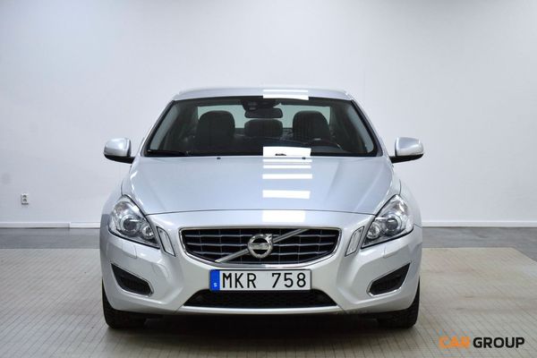 Volvo S60 D3 Geartronic 163hk Summum Läder P-värmare PDC Elstol - 2011