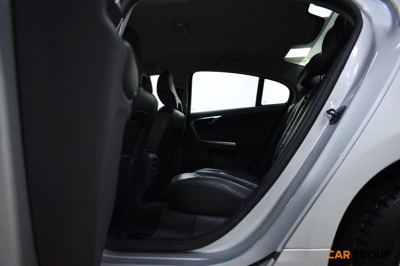Volvo S60 bild 15