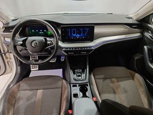Skoda Octavia bild 8