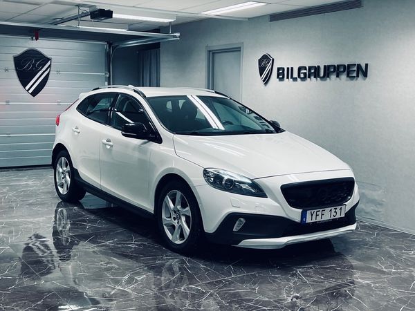 Volvo V40 Cross Country D3 Geartronic Momentum|Navi|Automat|Nybesiktigad| - 2015