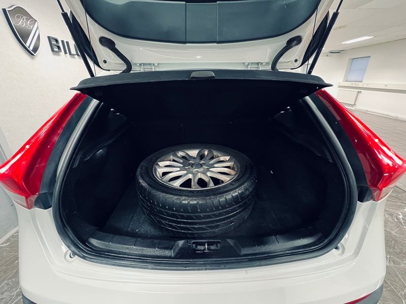 Volvo V40 bild 7