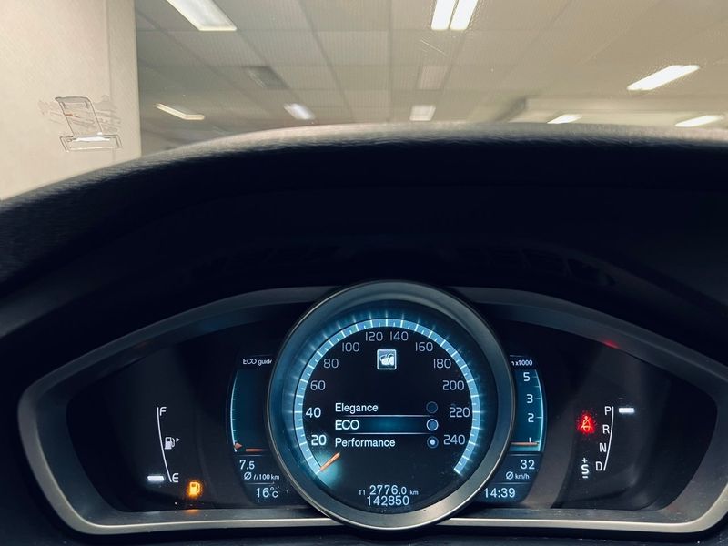 Volvo V40 bild 17