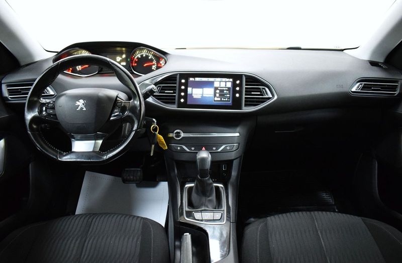 Peugeot 308 SW bild 8