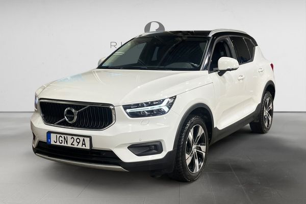 Volvo XC40 T3 163 HK AUT MOMENTUM VOC 360° B-VÄRM NAVI 9400MIL 18" - 2020