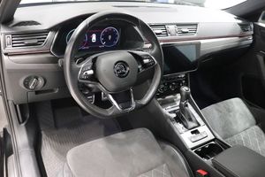 Skoda Superb bild 9