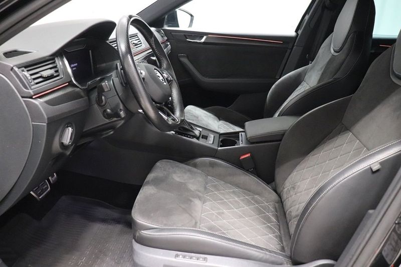 Skoda Superb bild 7
