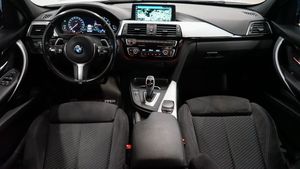 BMW 330 bild 16
