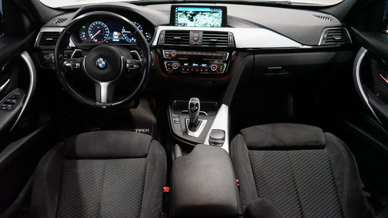 BMW 330 bild 16