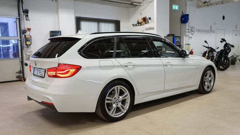 BMW 330 bild 9