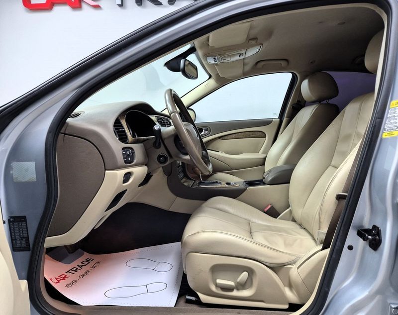 Jaguar S-Type bild 10