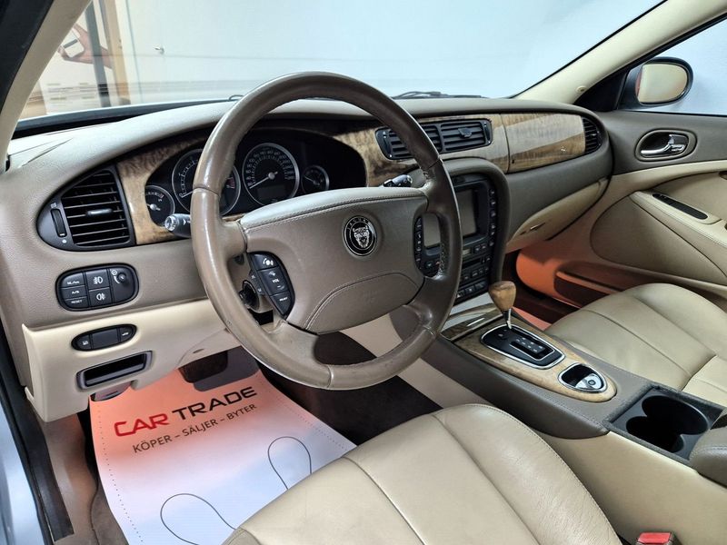 Jaguar S-Type bild 14