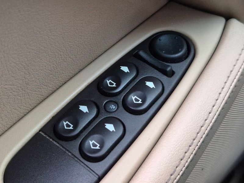 Jaguar S-Type bild 11