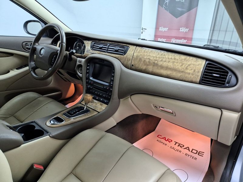 Jaguar S-Type bild 19
