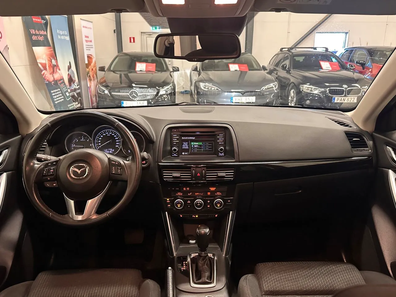 Vehicle image 21