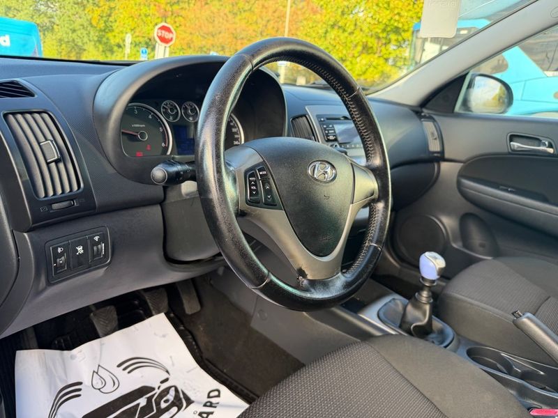 Hyundai i30 bild 6