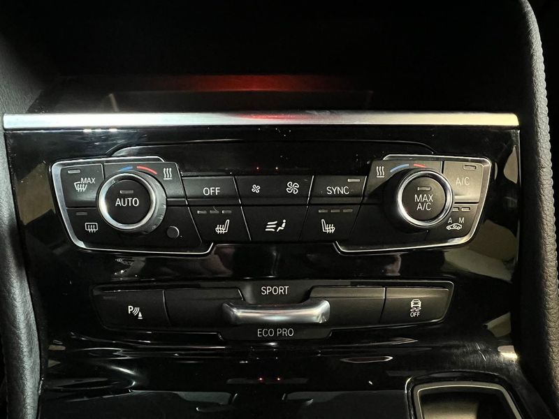 BMW 218 bild 12