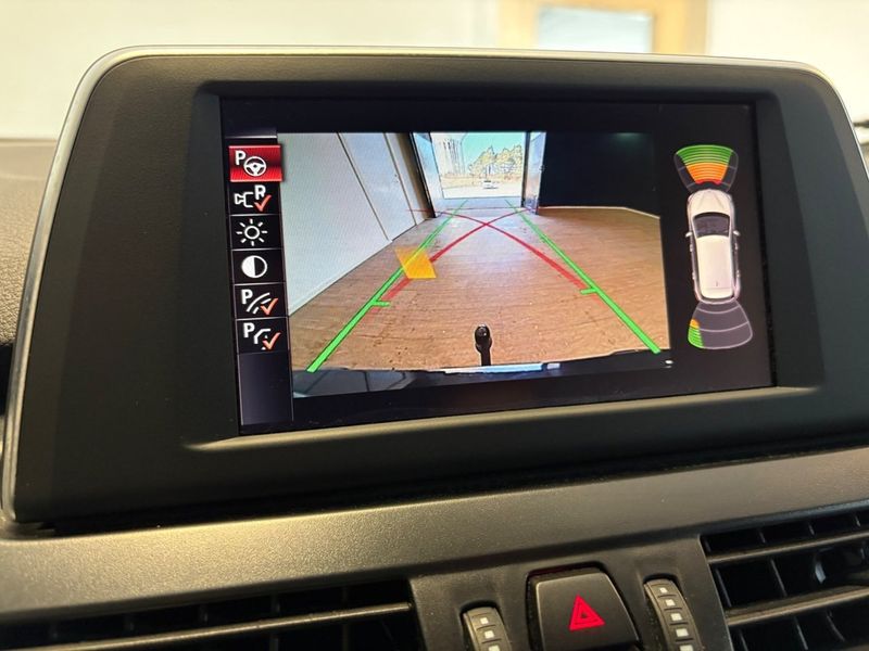 BMW 218 bild 14