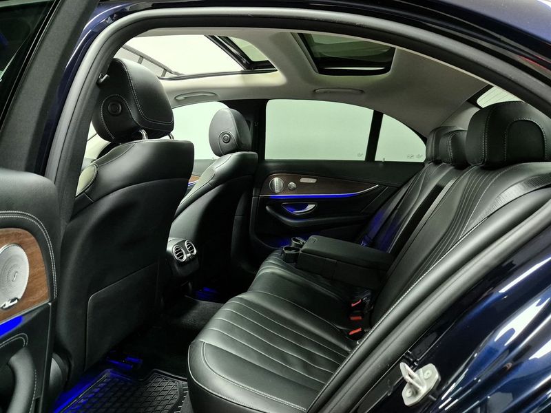 Mercedes E220 bild 24