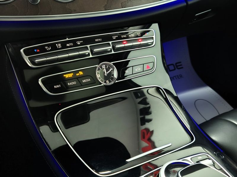 Mercedes E220 bild 19