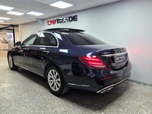 Mercedes E220 bild 4