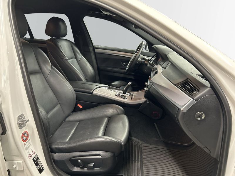 BMW 530 bild 10