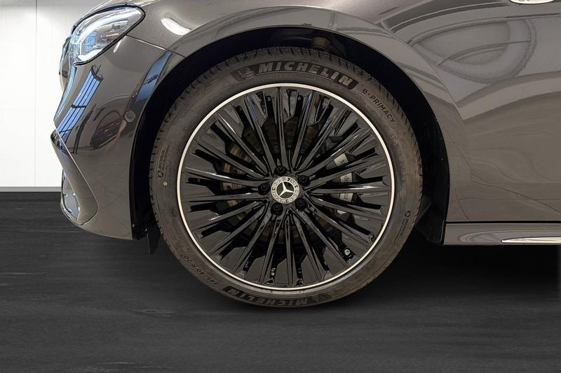 Mercedes E300 bild 5