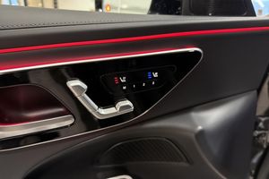 Mercedes E300 bild 11