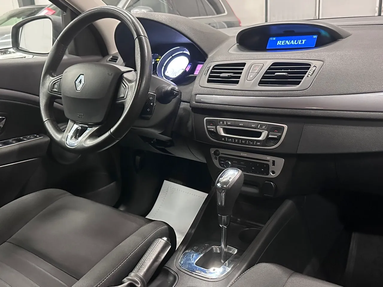Vehicle image 22