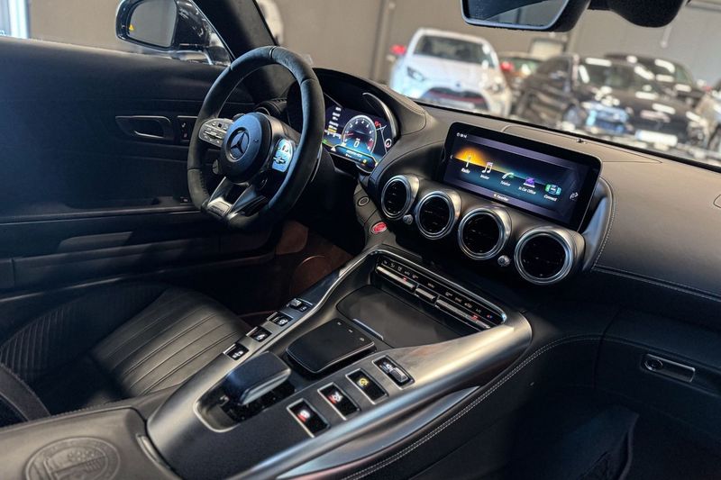 Mercedes AMG GT bild 15