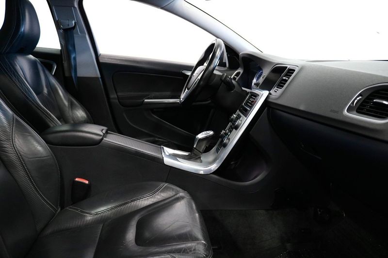 Volvo S60 bild 8