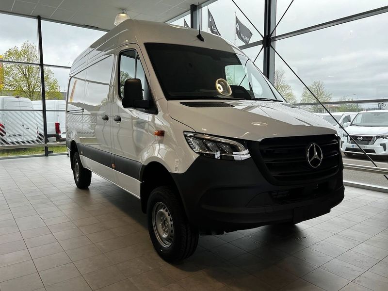 Mercedes Sprinter bild 2