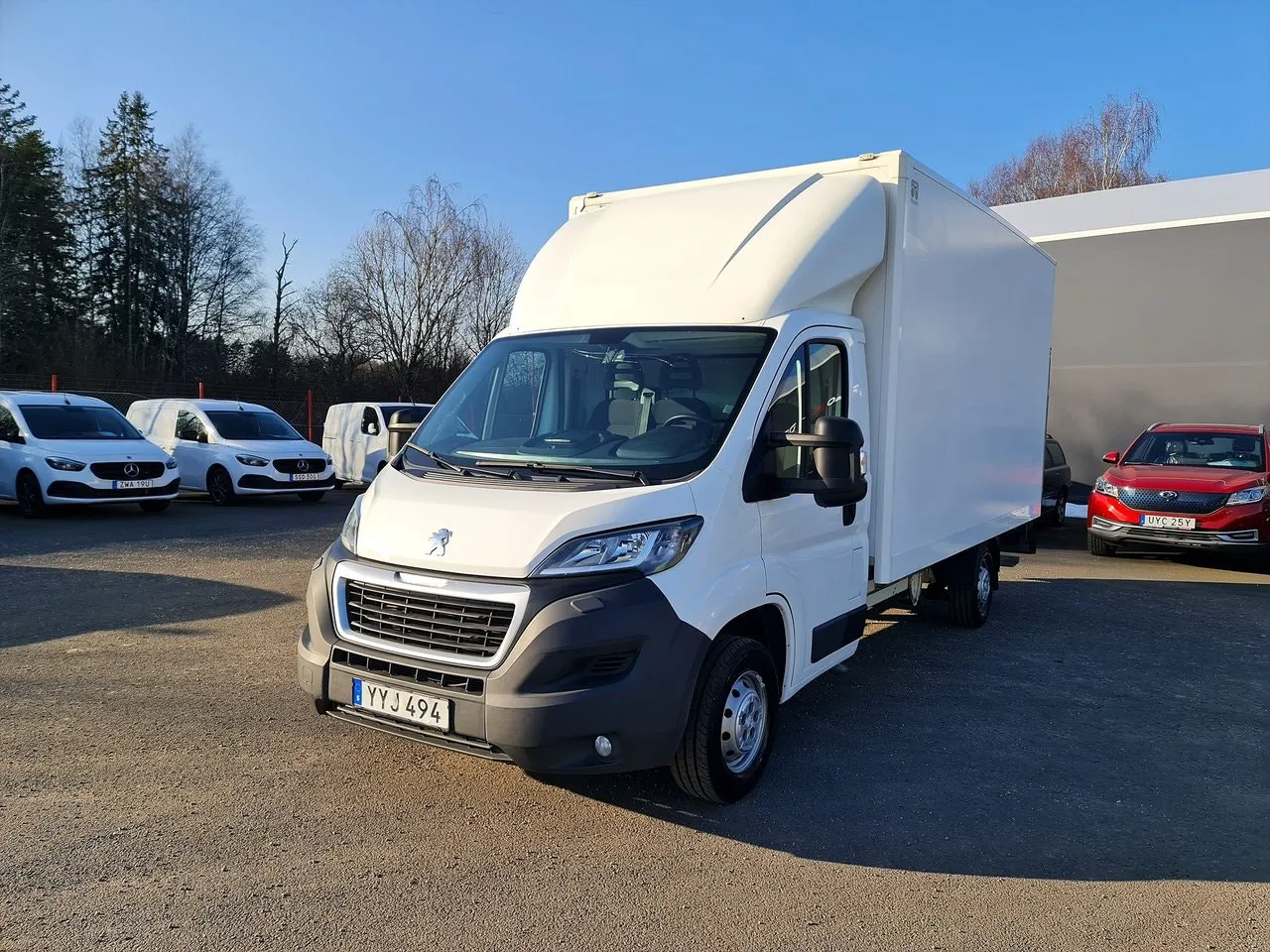 Vehicle image 7