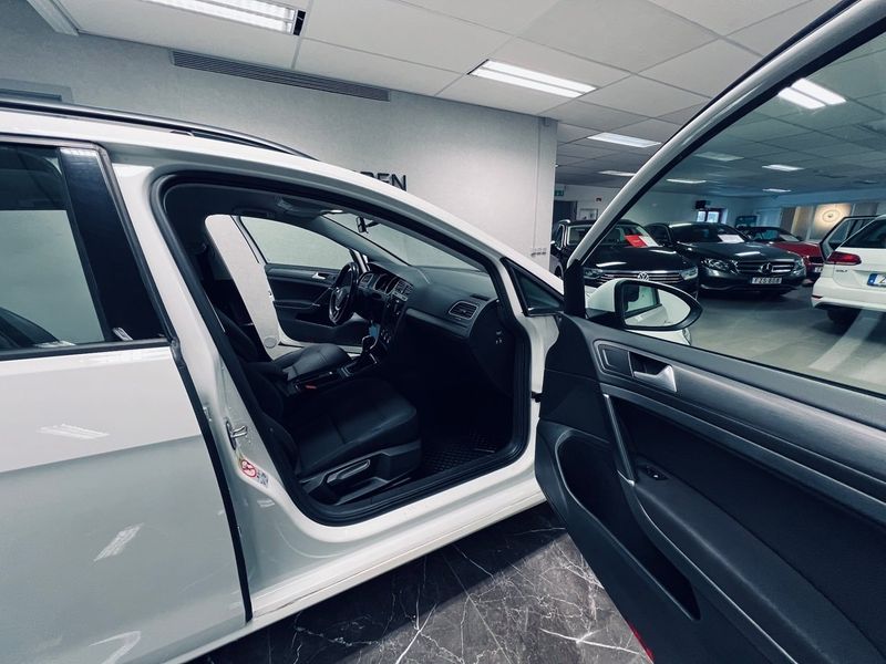 Volkswagen Golf bild 8