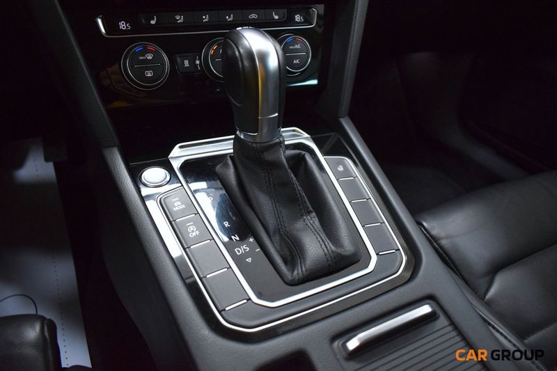 Volkswagen Passat bild 18