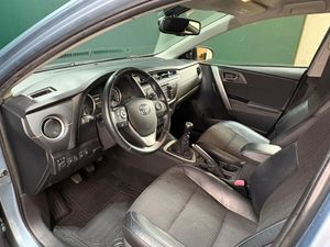 Toyota Auris bild 5