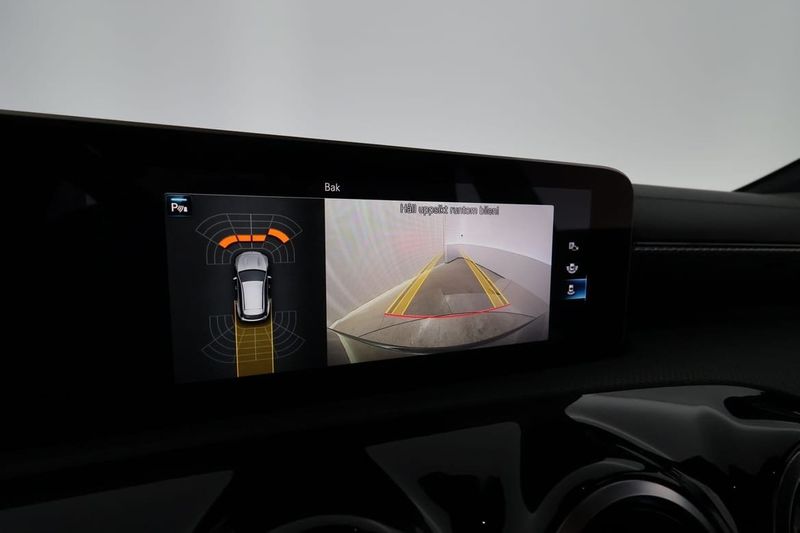 Mercedes CLA200 bild 24