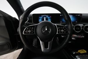 Mercedes CLA200 bild 15