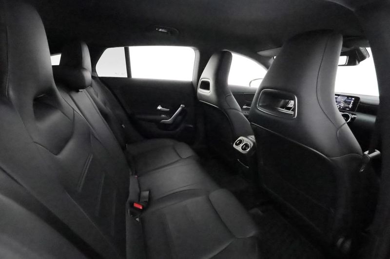 Mercedes CLA200 bild 19