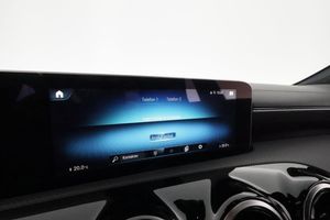 Mercedes CLA200 bild 25
